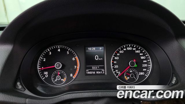 Volkswagen Passat 1.8 TSI B7 2015 — фото 8
