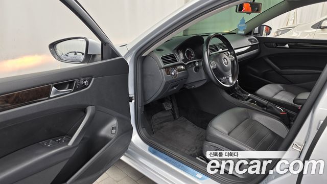 Volkswagen Passat 1.8 TSI B7 2015 — фото 10