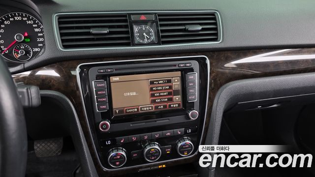 Volkswagen Passat 1.8 TSI B7 2015 — фото 14