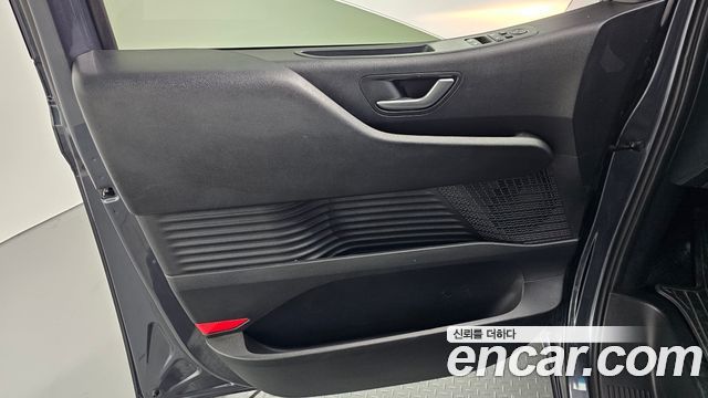 Hyundai Staria Cargo 3-Seater Modern 2022 — фото 30