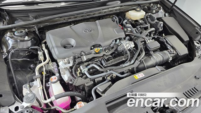 Toyota Camry (XV80) 2.5 XLE Hybrid 2025 — фото 6