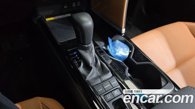 Toyota Camry (XV80) 2.5 XLE Hybrid 2025 — фото 9