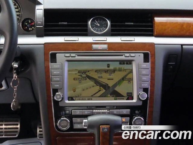 Volkswagen Phaeton V6 3.0 TDI VW611 2013 — фото 10