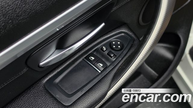 BMW 4 Series (F32) 420i M Sport Coupe 2018 — фото 19