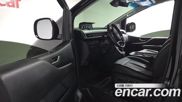 Hyundai Staria HEV 1.6 Cargo 5-Seater Modern 2025 — фото 10