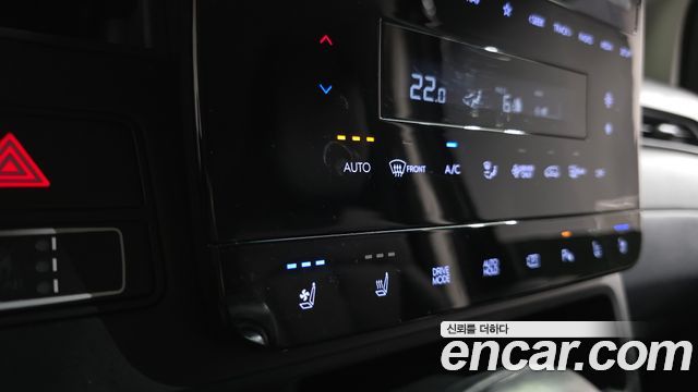Hyundai Staria HEV 1.6 Cargo 5-Seater Modern 2025 — фото 17
