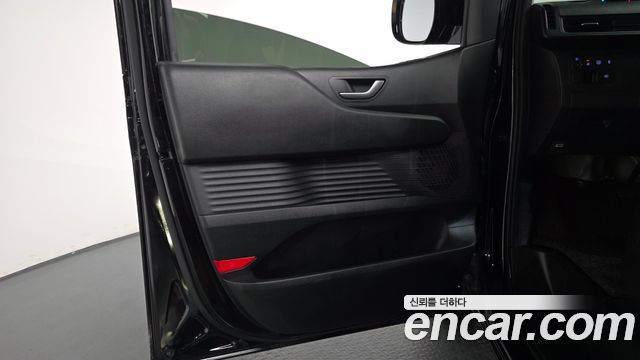 Hyundai Staria HEV 1.6 Cargo 5-Seater Modern 2025 — фото 25