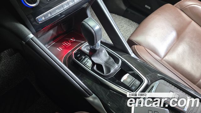 Renault Korea QM6 Diesel 4WD RE Signature 2017 — фото 9
