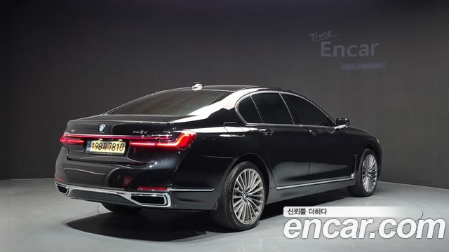 BMW 7 Series (G11) 740d xDrive Design Pure Excellence 2021 — фото 2