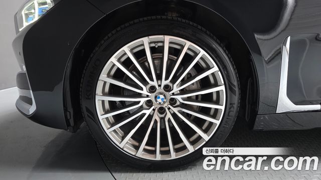 BMW 7 Series (G11) 740d xDrive Design Pure Excellence 2021 — фото 5