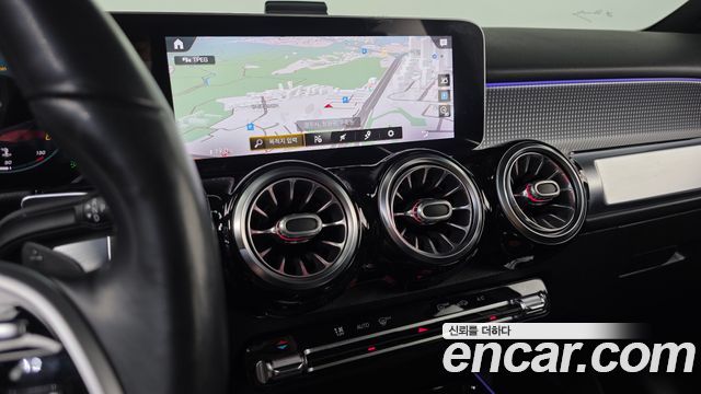 Mercedes-Benz GLB-Class (X247) GLB220 2020 — фото 13