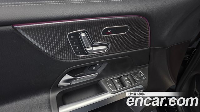 Mercedes-Benz GLB-Class (X247) GLB220 2020 — фото 19