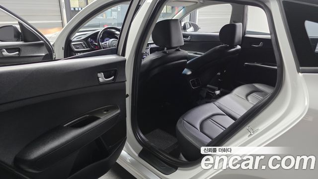Kia K5 (II) 2.0 LPI Rental Car Prestige 2020 — фото 11