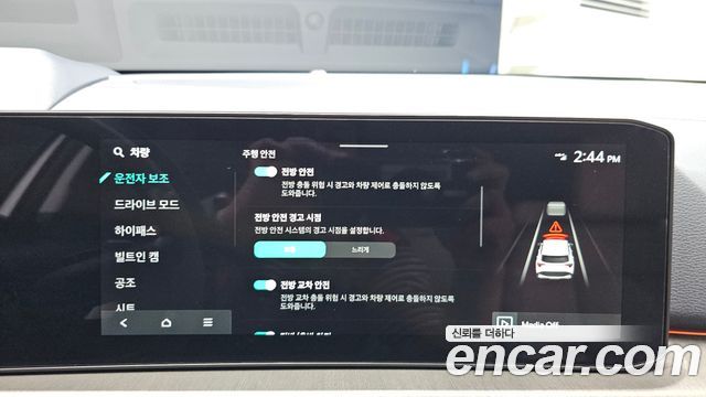 Kia Sportage (V) LPG 2.0 2WD Signature 2025 — фото 17
