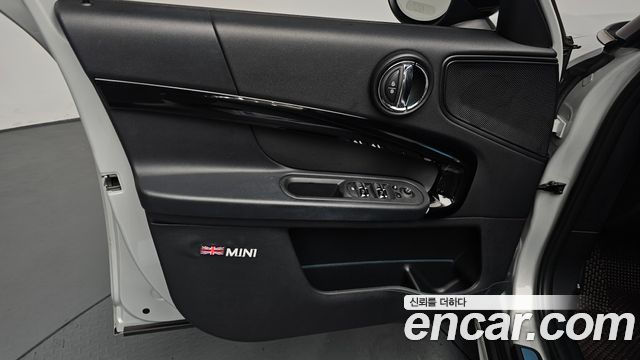 MINI Cooper Countryman Classic 2nd 2023 — фото 24