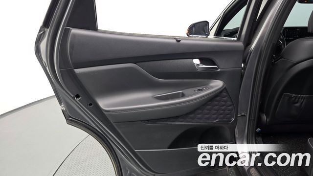 Hyundai Santa Fe Diesel 2.2 2WD Prestige 2021 — фото 25