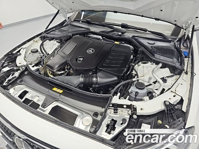 Mercedes-Benz E-Class (W214) E300 4MATIC AMG Line 2025 — фото 6