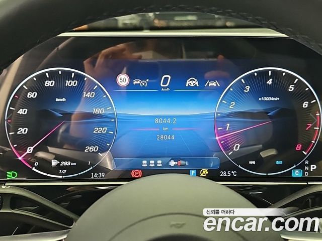 Mercedes-Benz E-Class (W214) E300 4MATIC AMG Line 2025 — фото 7