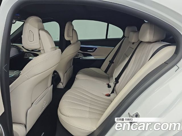 Mercedes-Benz E-Class (W214) E300 4MATIC AMG Line 2025 — фото 17