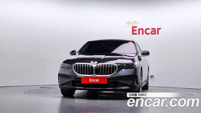 BMW 5 Series (G60) 530i xDrive 2024 — фото 3