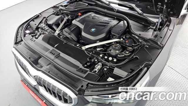 BMW 5 Series (G60) 530i xDrive 2024 — фото 6
