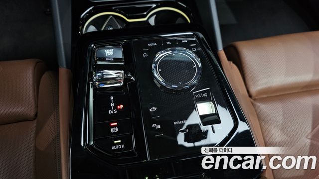 BMW 5 Series (G60) 530i xDrive 2024 — фото 9