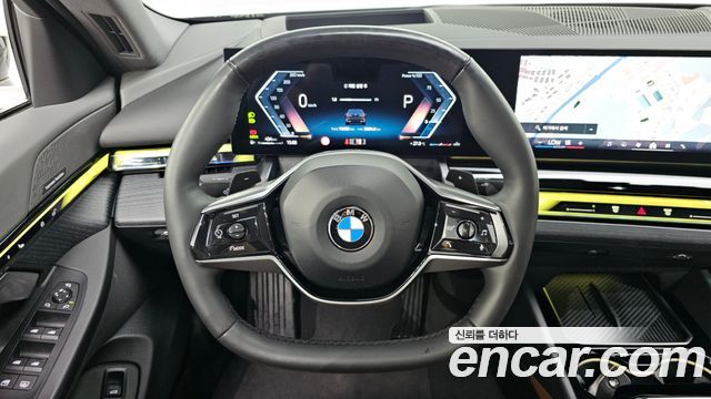 BMW 5 Series (G60) 530i xDrive 2024 — фото 13