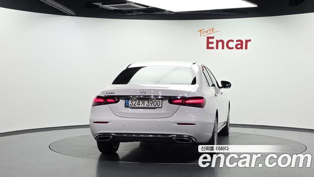 Mercedes-Benz E-Class (W213) E250 Exclusive 2021 — фото 4