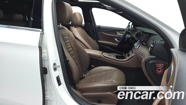 Mercedes-Benz E-Class (W213) E250 Exclusive 2021 — фото 11