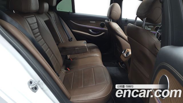 Mercedes-Benz E-Class (W213) E250 Exclusive 2021 — фото 12