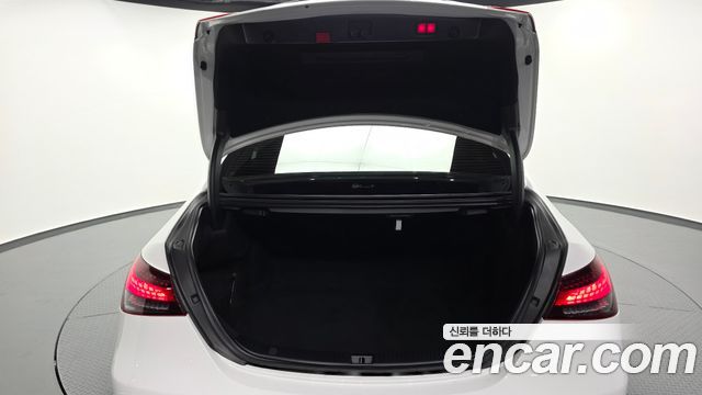 Mercedes-Benz E-Class (W213) E250 Exclusive 2021 — фото 39