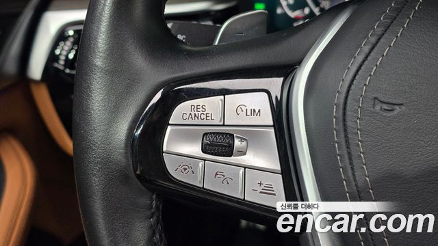 BMW 5 Series (G30) 530e Luxury 2020 — фото 15