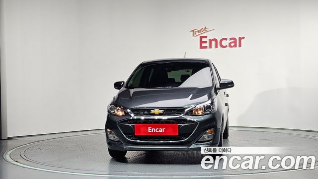Chevrolet Spark LT 2022 — фото 3