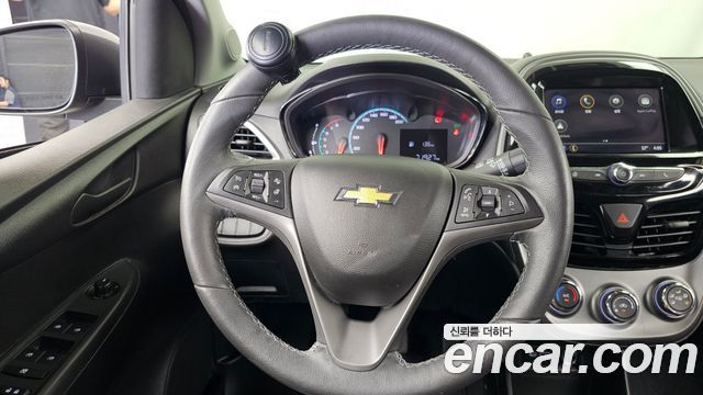 Chevrolet Spark LT 2022 — фото 13