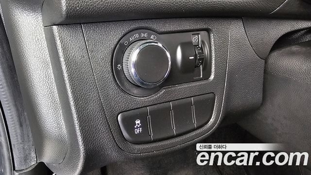 Chevrolet Spark LT 2022 — фото 14