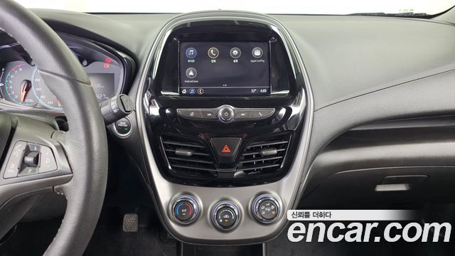 Chevrolet Spark LT 2022 — фото 15