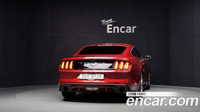 Ford Mustang Coupe 2015 — фото 4