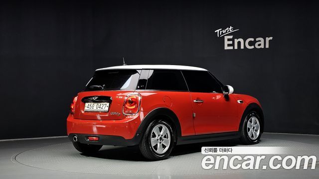 MINI Cooper D Mid 3rd 2016 — фото 2