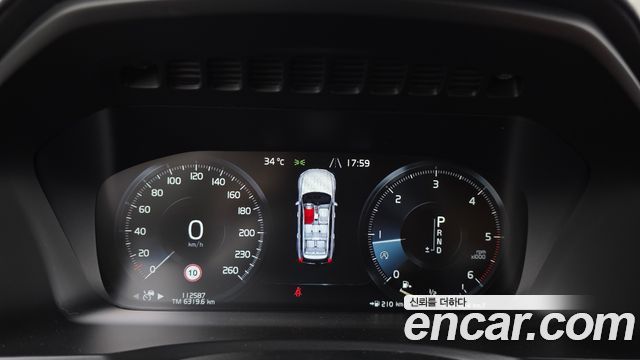 Volvo XC90 (II) D5 Inscription 2018 — фото 8
