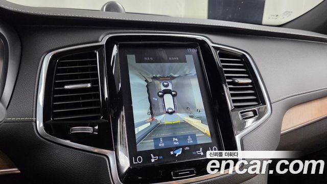 Volvo XC90 (II) D5 Inscription 2018 — фото 15