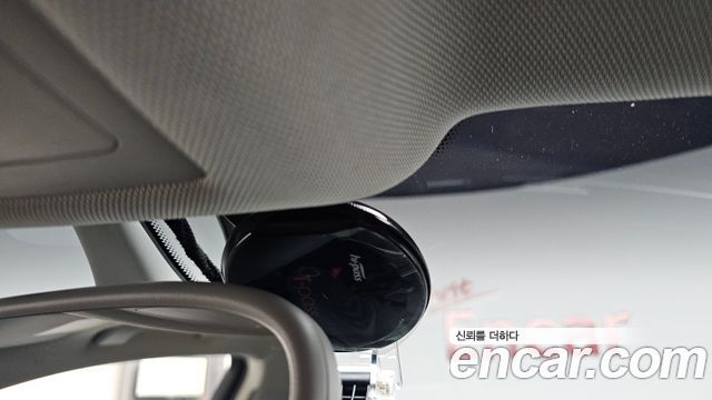 Audi Q3 2.0 TDI Quattro Dynamic 8U 2013 — фото 34