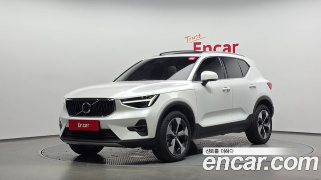 Volvo XC40 B4 Ultimate Bright