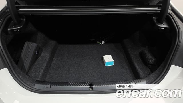 BMW 5 Series (G60) 530i xDrive M Sport 2025 — фото 17