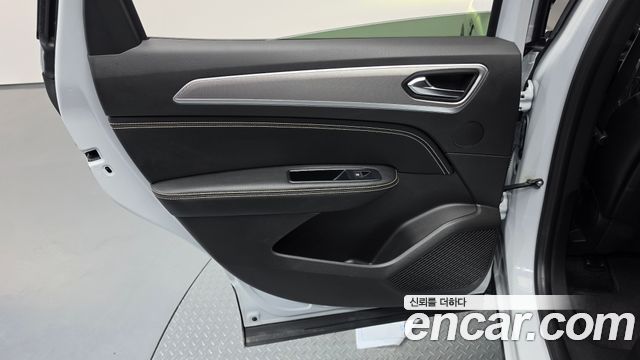 Renault Korea Arkana 1.6 GTe Iconic 2025 — фото 25