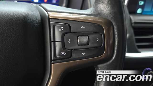 Chevrolet Tahoe 6.2 High Country 4WD 2022 — фото 16
