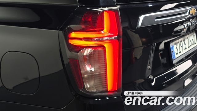 Chevrolet Tahoe 6.2 High Country 4WD 2022 — фото 23