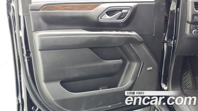 Chevrolet Tahoe 6.2 High Country 4WD 2022 — фото 25