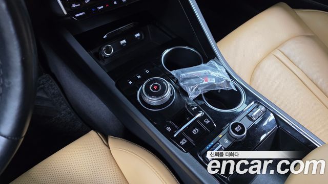 Kia K5 (III) 2.0 Prestige 2023 — фото 9