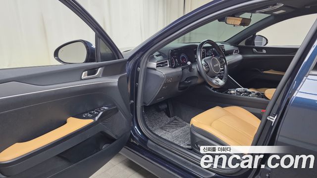 Kia K5 (III) 2.0 Prestige 2023 — фото 10