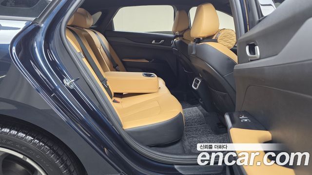 Kia K5 (III) 2.0 Prestige 2023 — фото 11